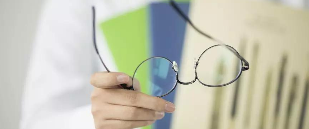 過(guò)度用眼視力下降